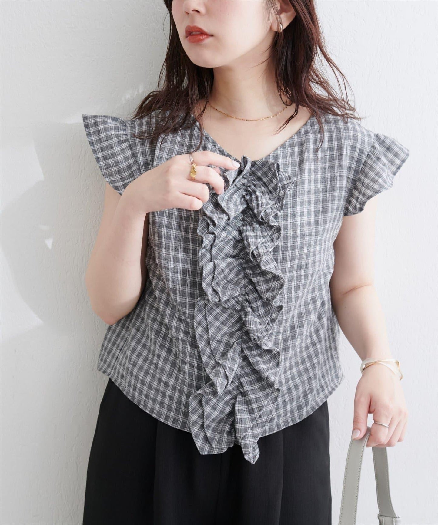 【natural couture】前飾荷葉邊襯衫