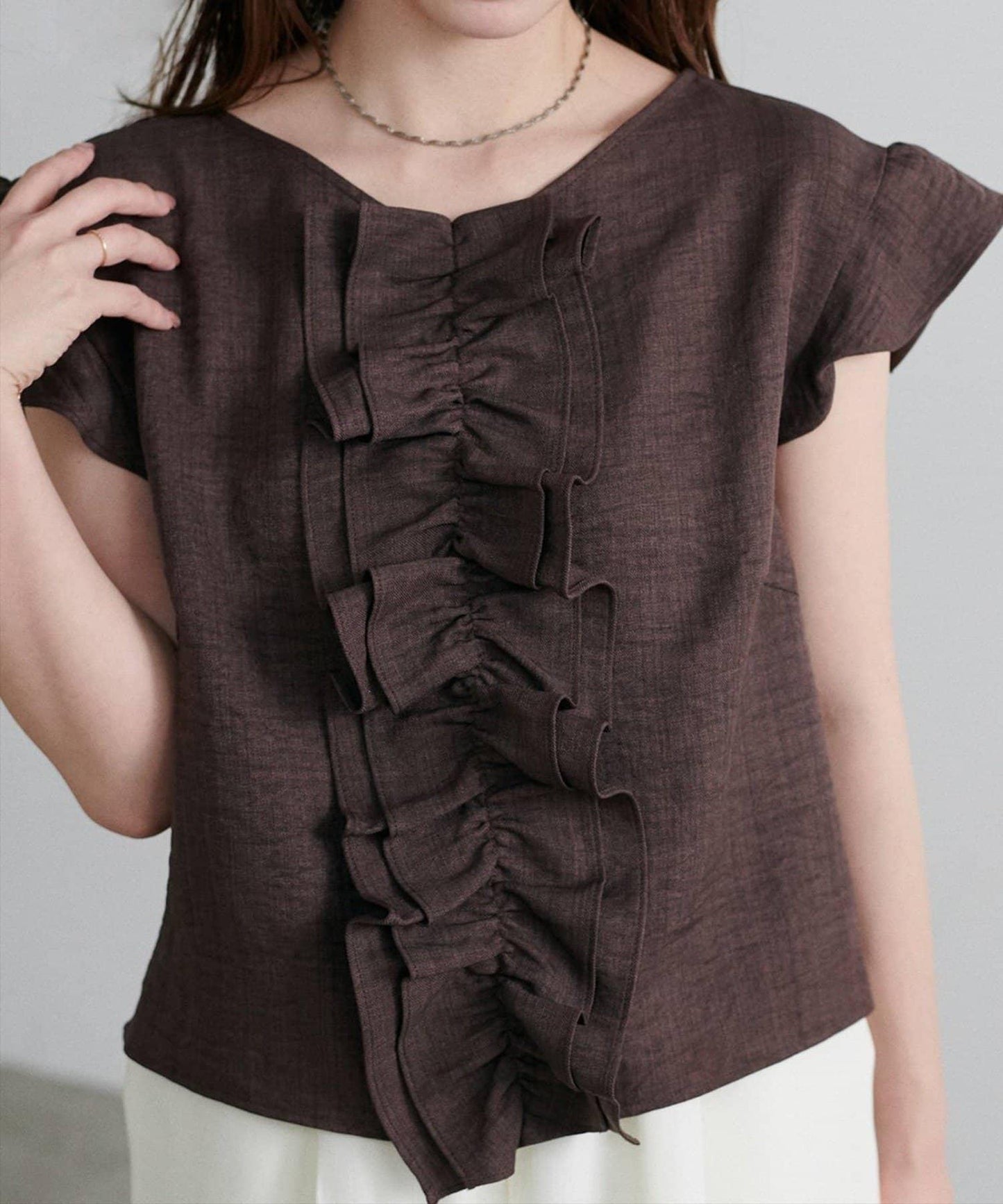 【natural couture】前飾荷葉邊襯衫