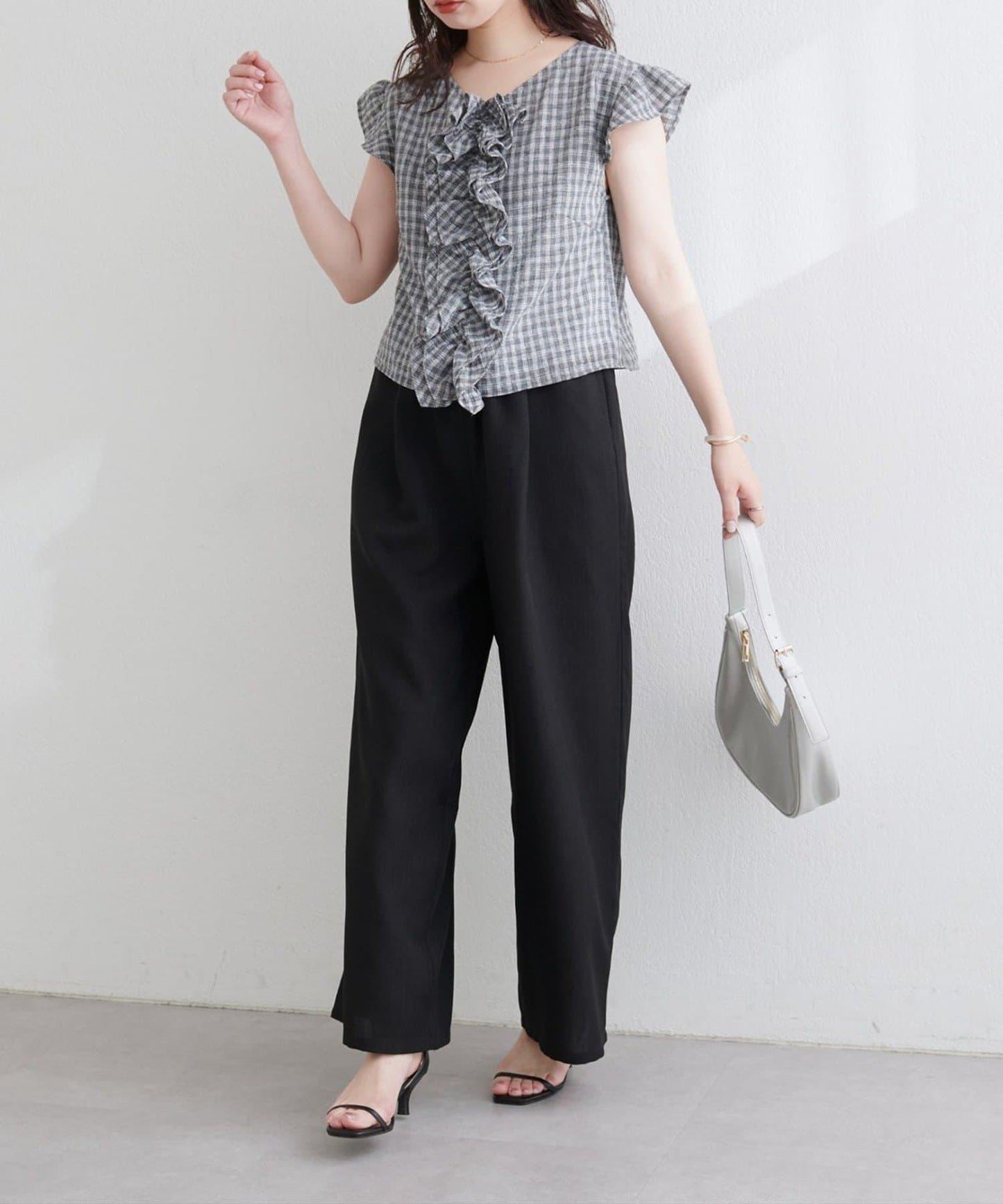 【natural couture】前飾荷葉邊襯衫