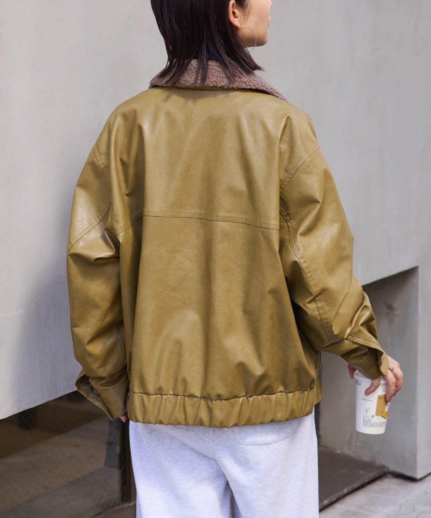 【男女同款】素皮革可拆卸羊羔絨領夾克