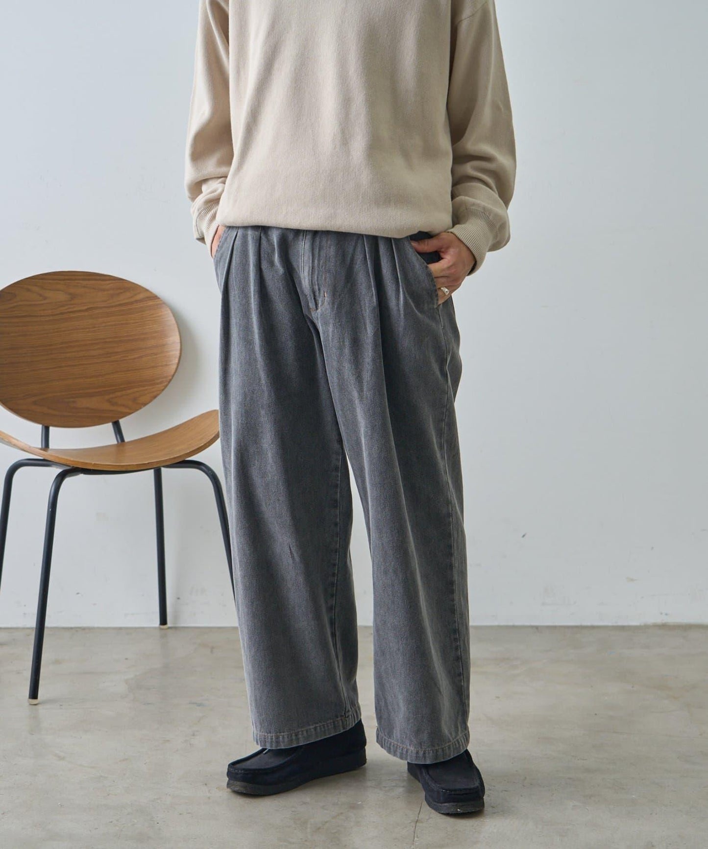 2褶牛仔寬鬆休閒褲