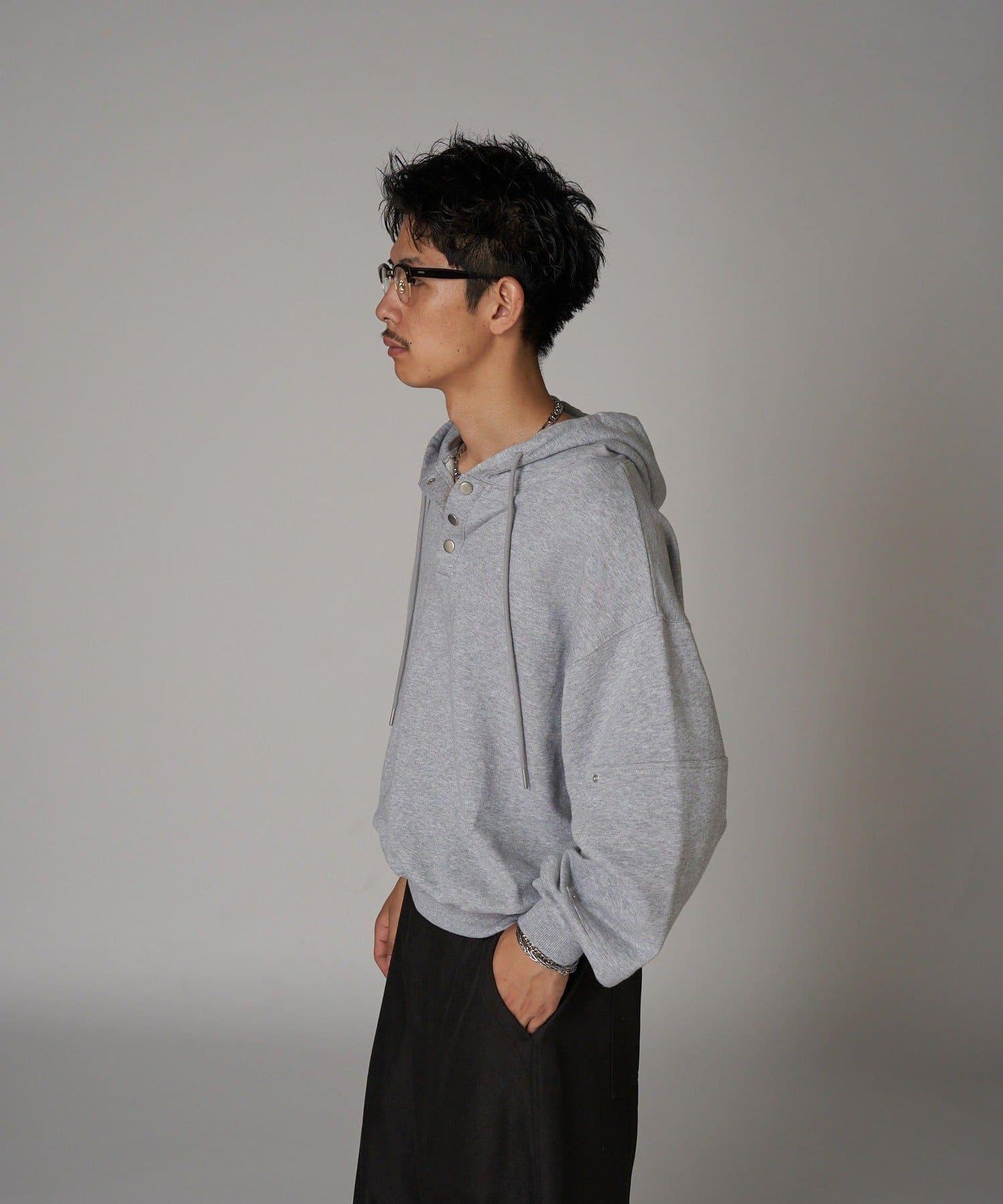 【Shota Matsuoka(@shoxtaxx) 企劃】亨利領連帽衛衣