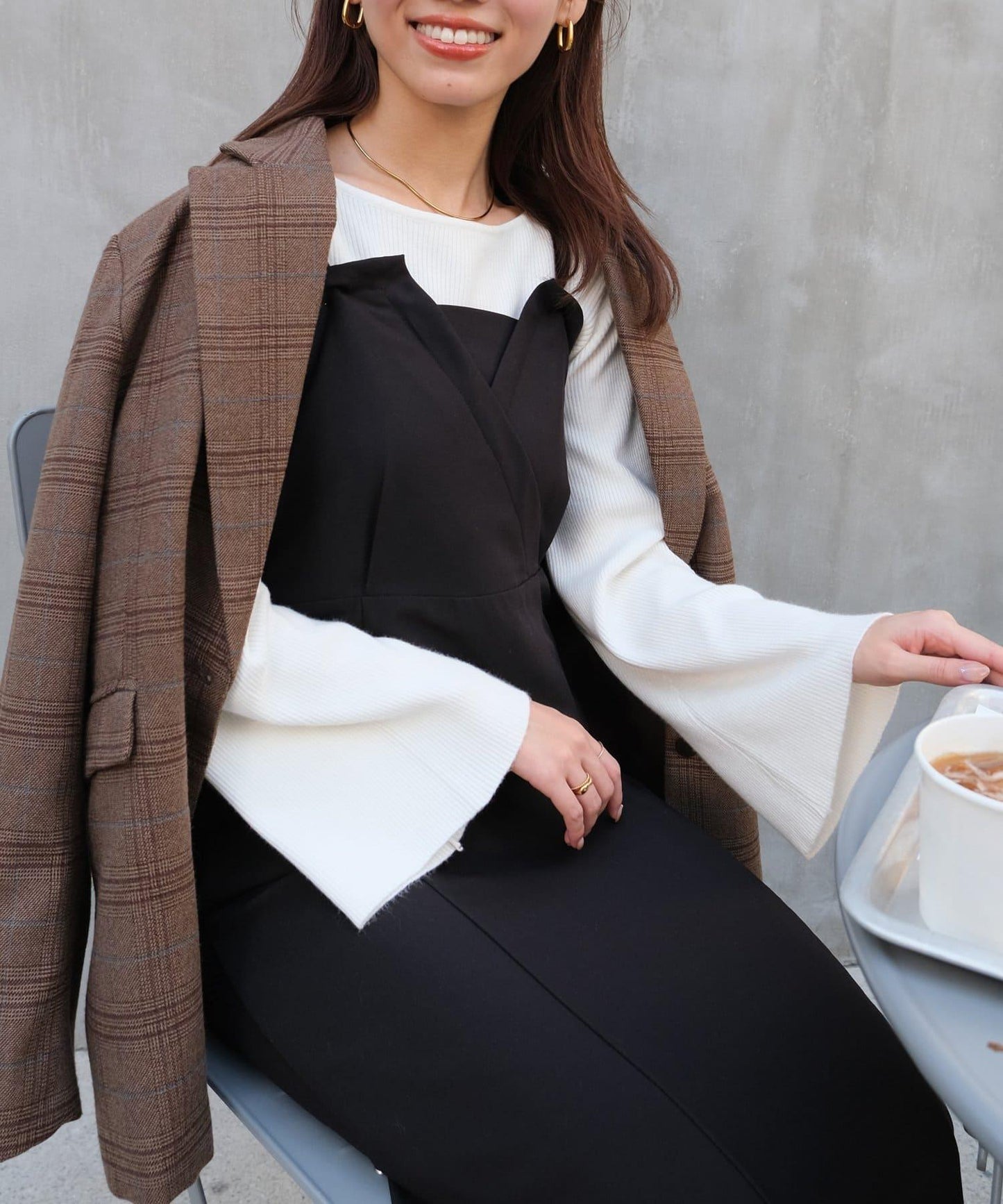 【ITAMI企畫】喇叭袖針織衫×兩穿吊帶連衣裙