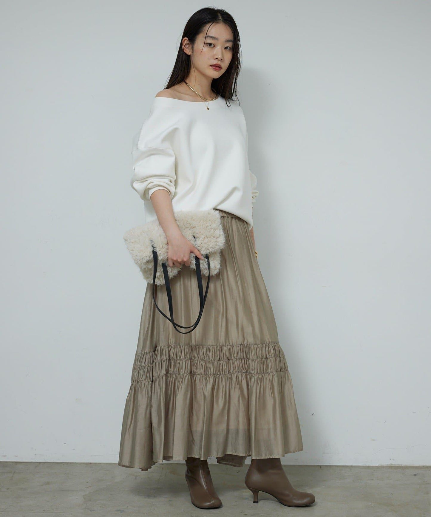 【展現女性魅力】褶皺傘裙