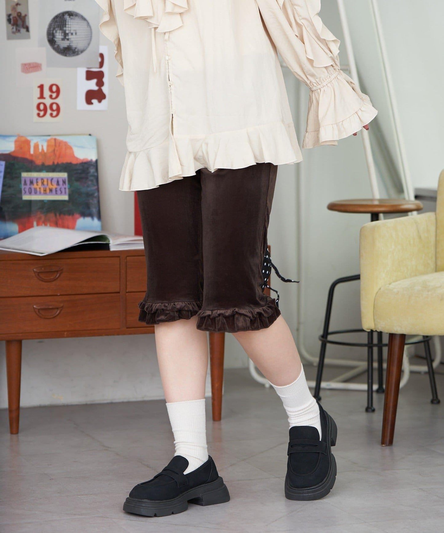 【neutral】2尺碼可選/下襬荷葉邊喇叭褲