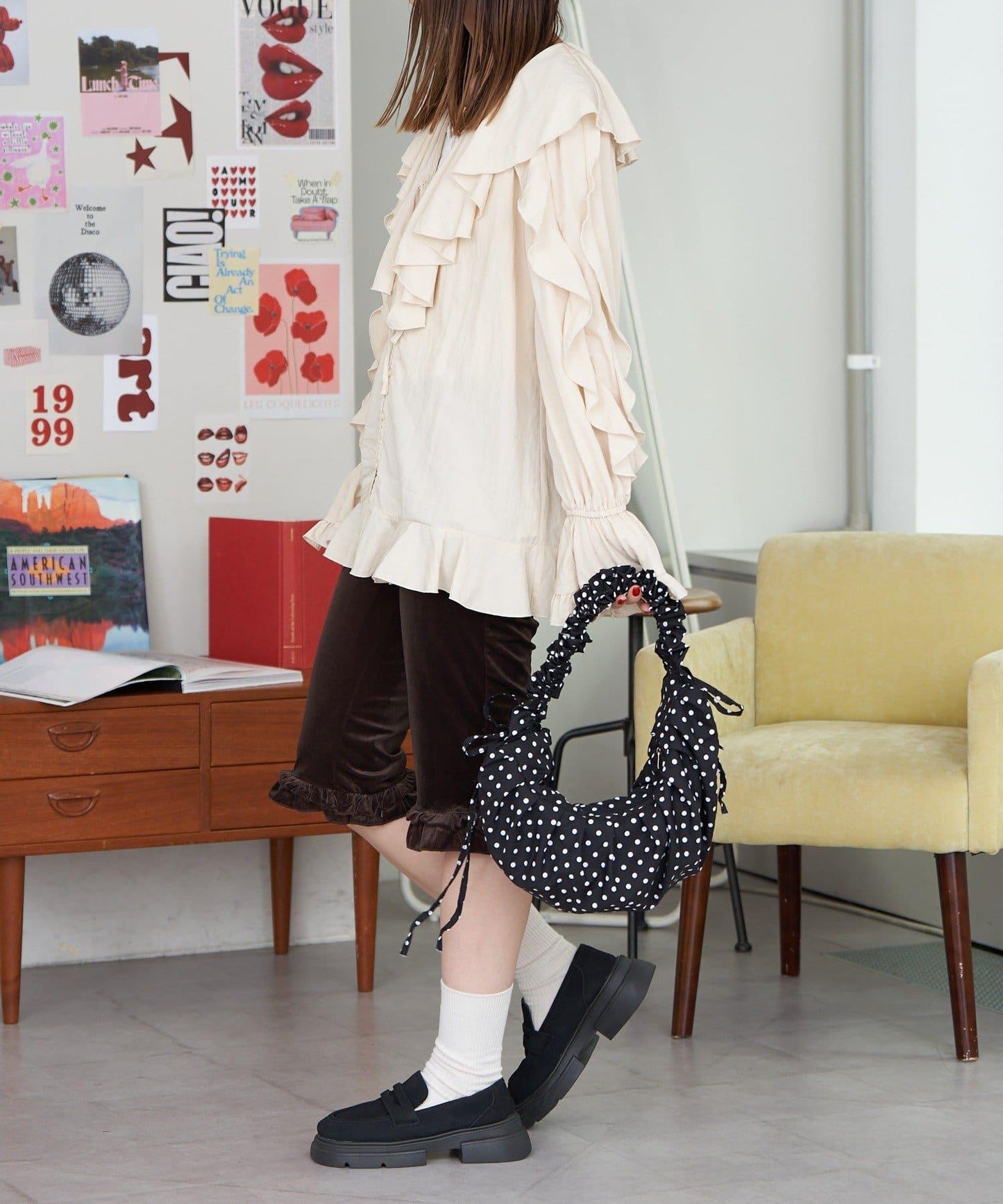 【neutral】2尺碼可選/下襬荷葉邊喇叭褲