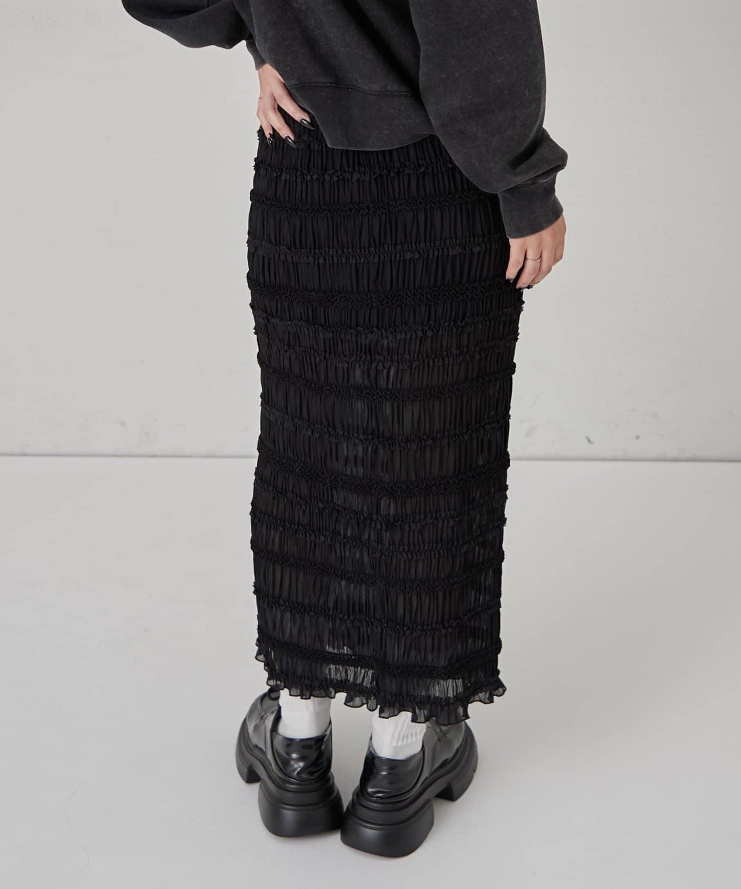 立領荷葉邊修身半身裙