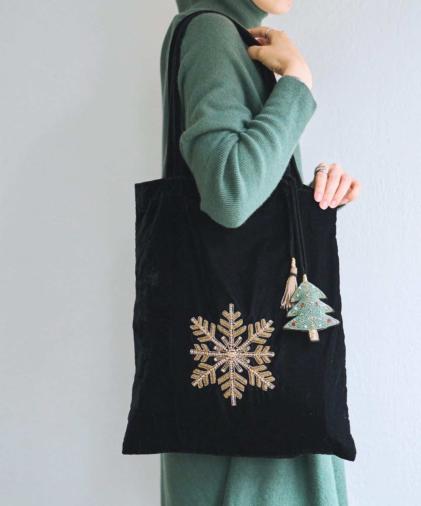 《CITRUS》雪花刺繡托特包