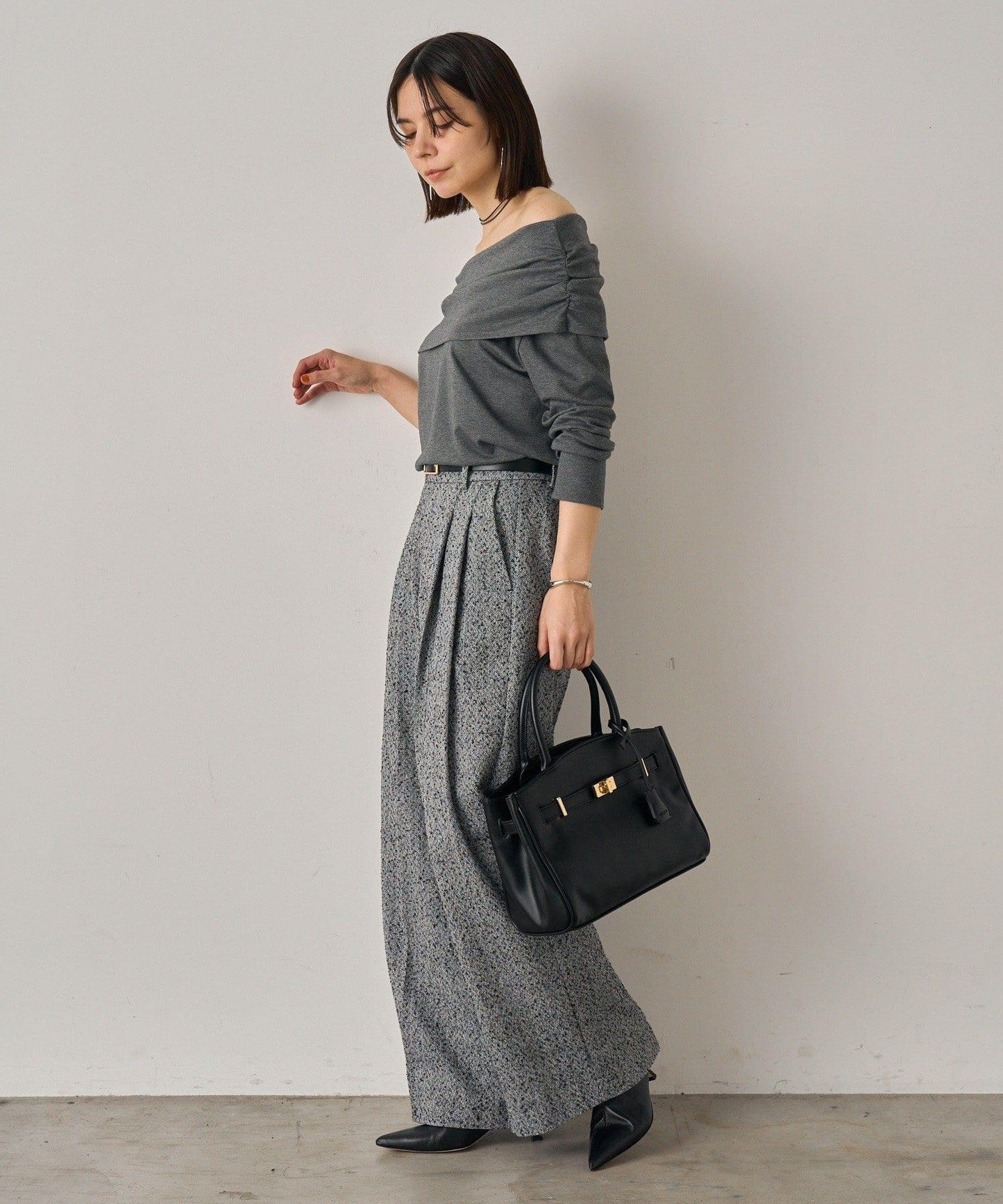 【Loungedress】一字肩褶皺針織衫
