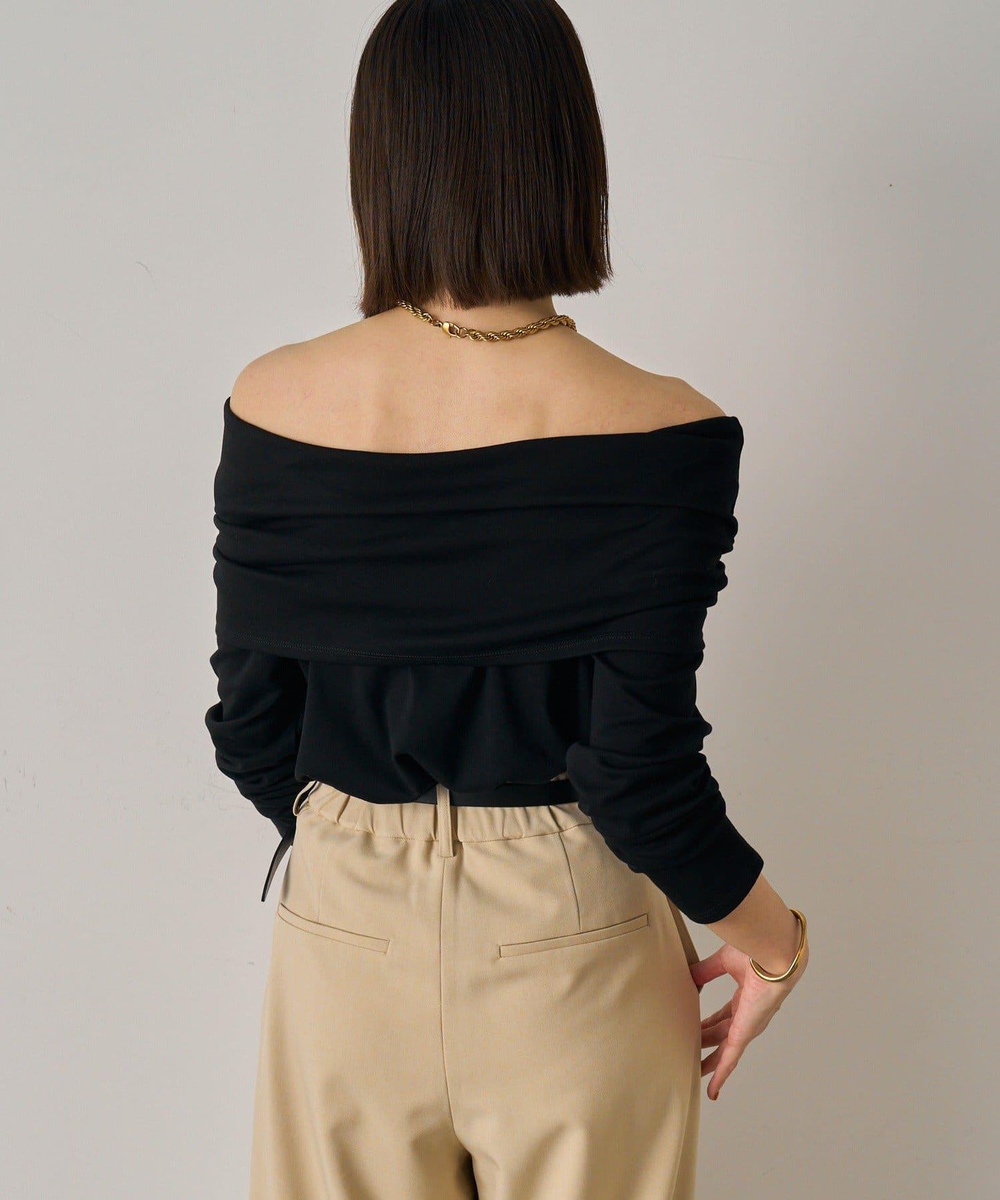 【Loungedress】一字肩褶皺針織衫