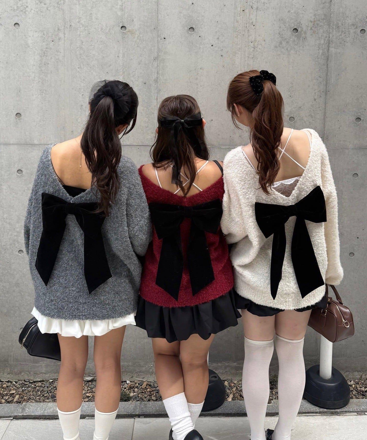 【Ribbon Collection】後背天鵝絨蝴蝶結針織衫