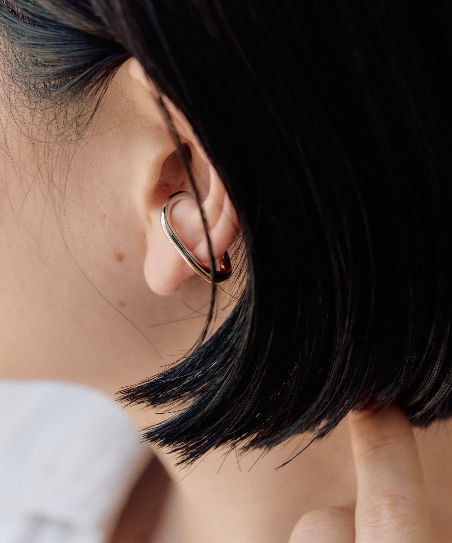 《スターリングシルバー使用》雙色變形圈式耳夾