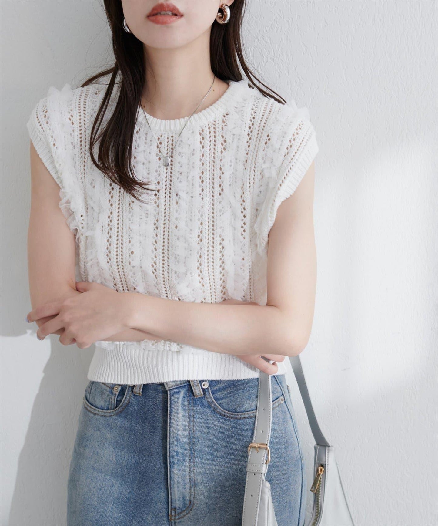 【natural couture】鏤空花紋×網紗無袖針織衫