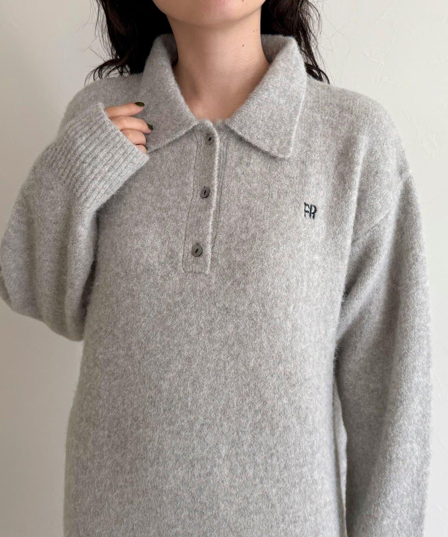 FR刺繡翻領針織連衣裙
