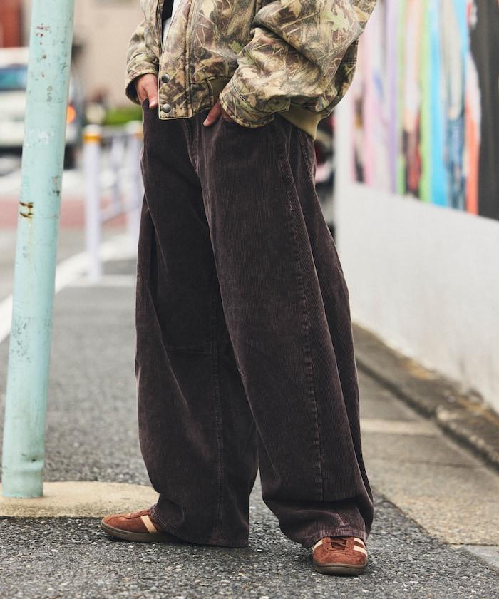 寬鬆版型漂白工藝彎曲燈芯絨長褲