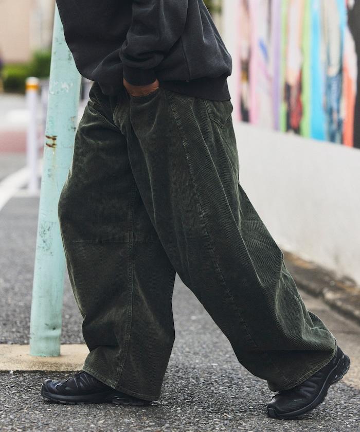 寬鬆版型漂白工藝彎曲燈芯絨長褲