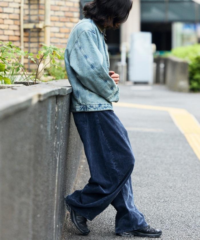 寬鬆版型漂白工藝彎曲燈芯絨長褲