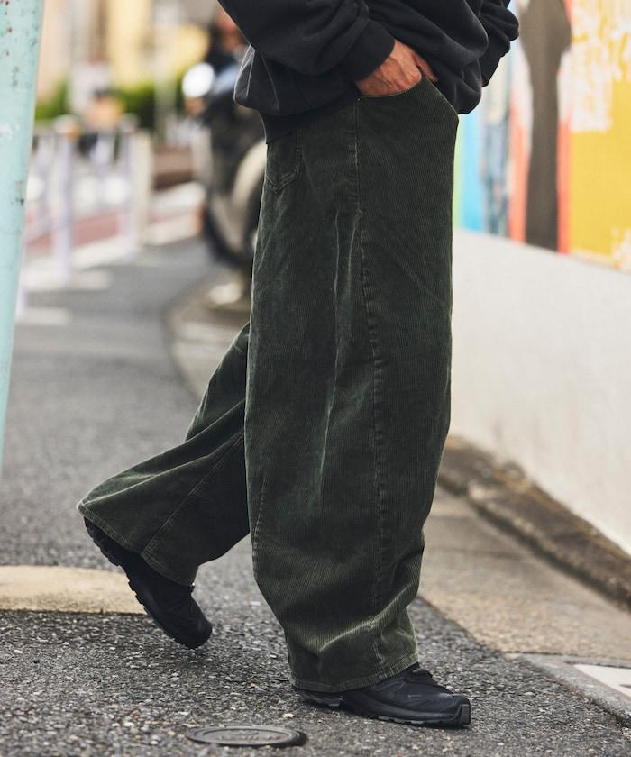 寬鬆版型漂白工藝彎曲燈芯絨長褲