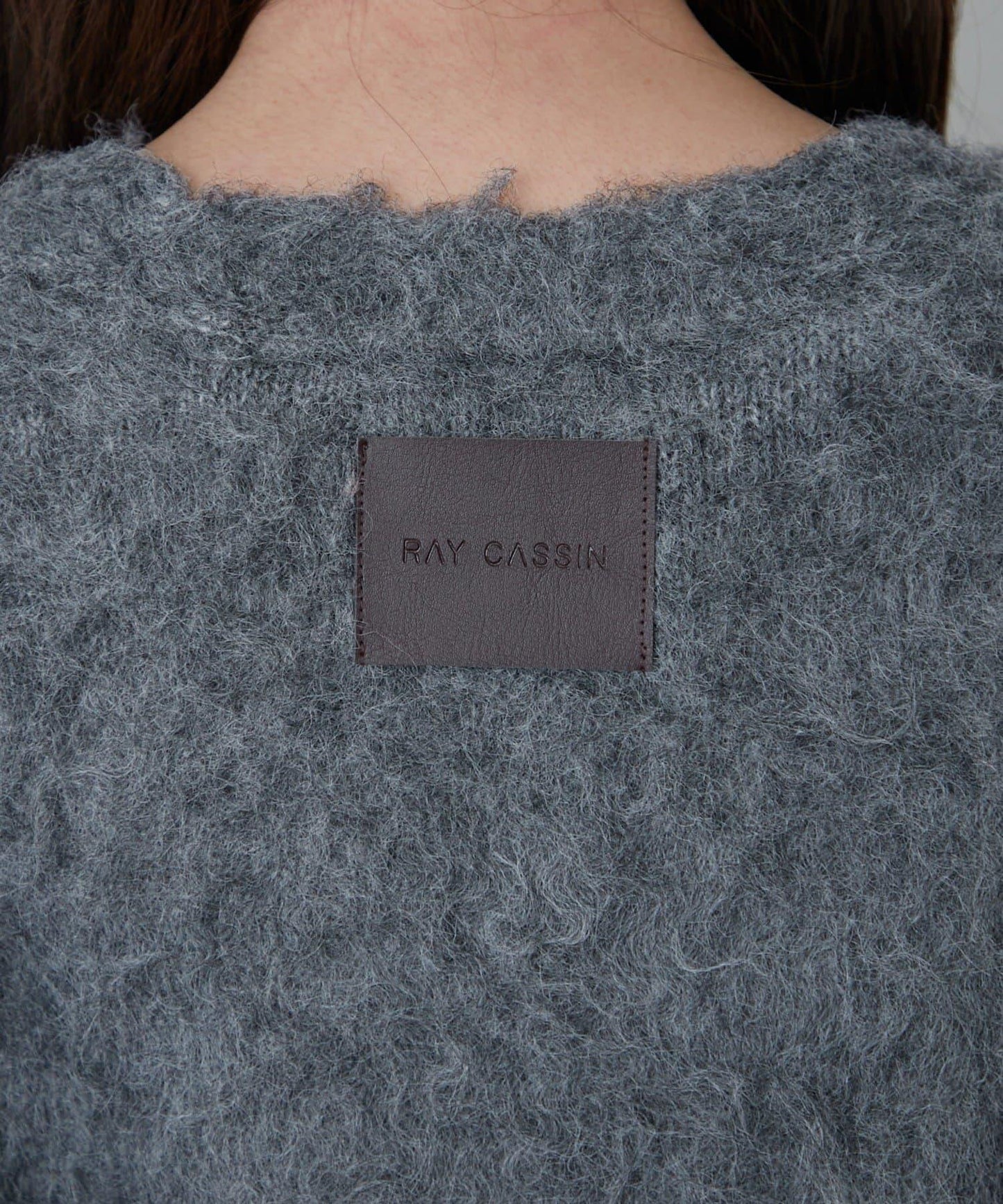 【RAY CASSIN】長毛V領寬鬆開衫