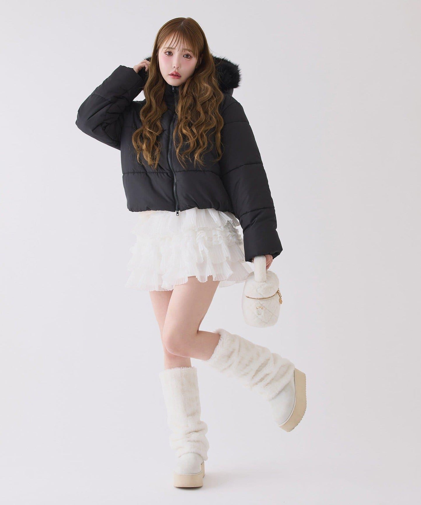 帶毛領短款仿羽絨服