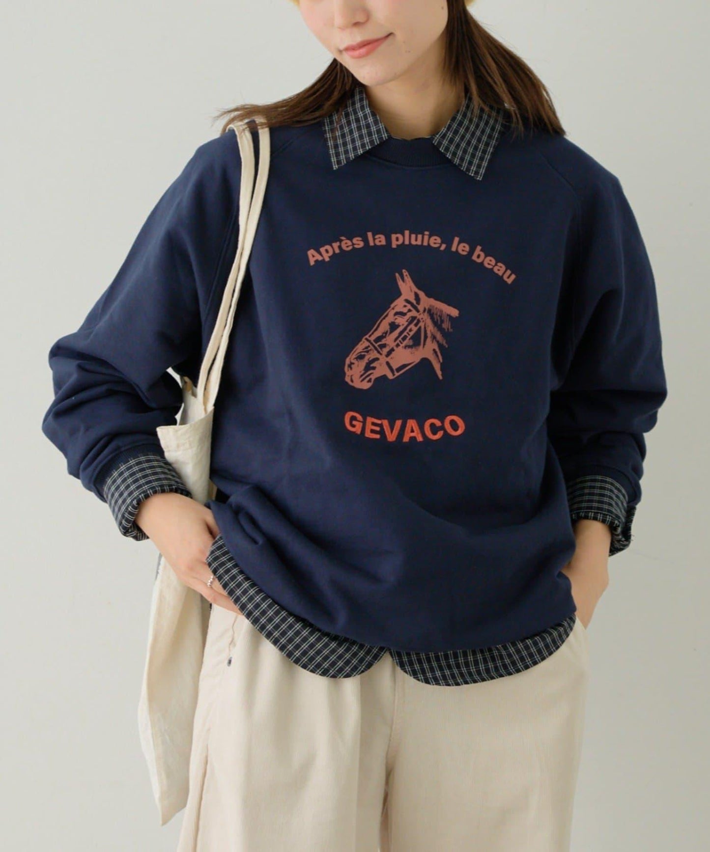 【GEVACO】加絨刺繡印花套頭衫