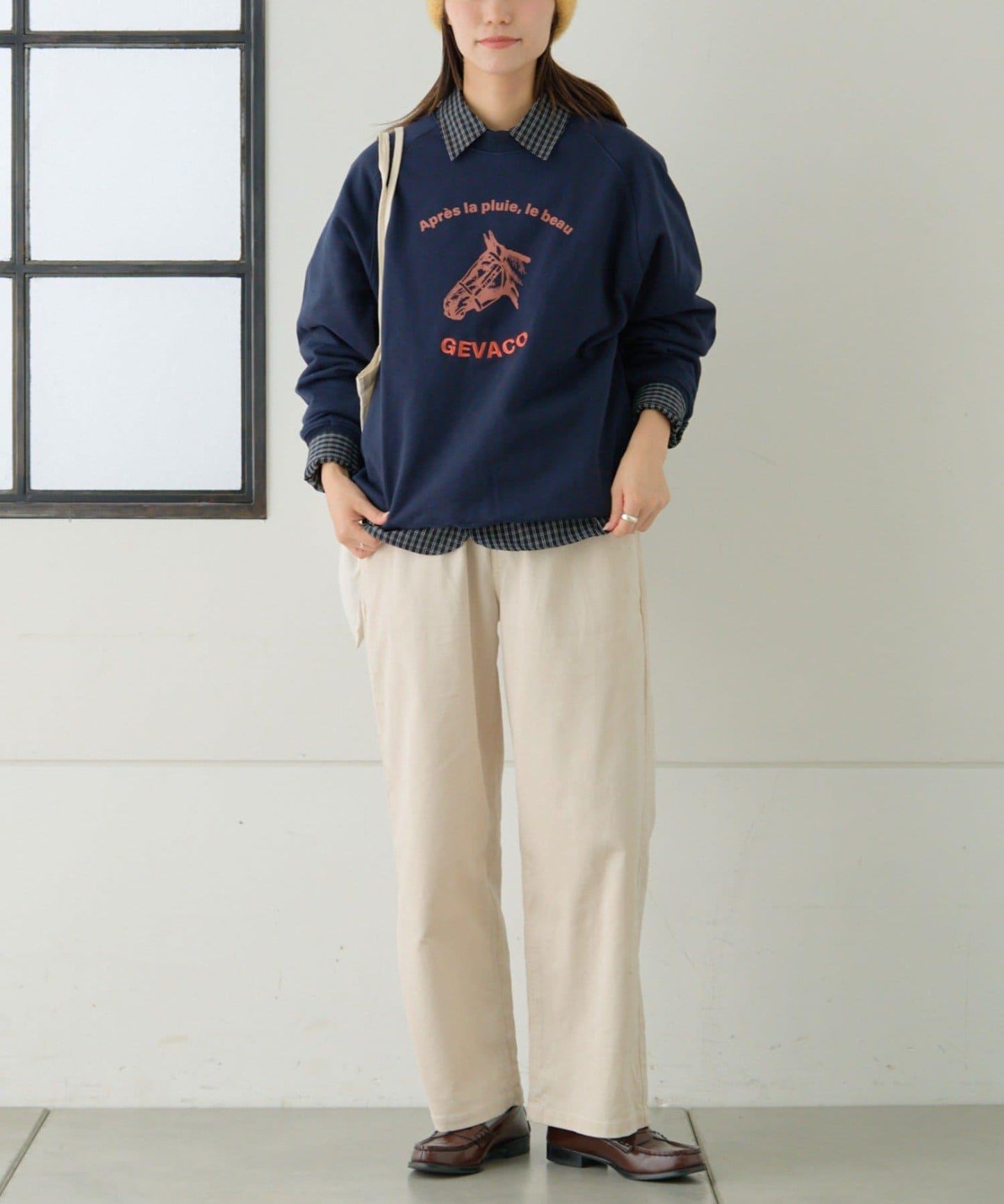 【GEVACO】加絨刺繡印花套頭衫