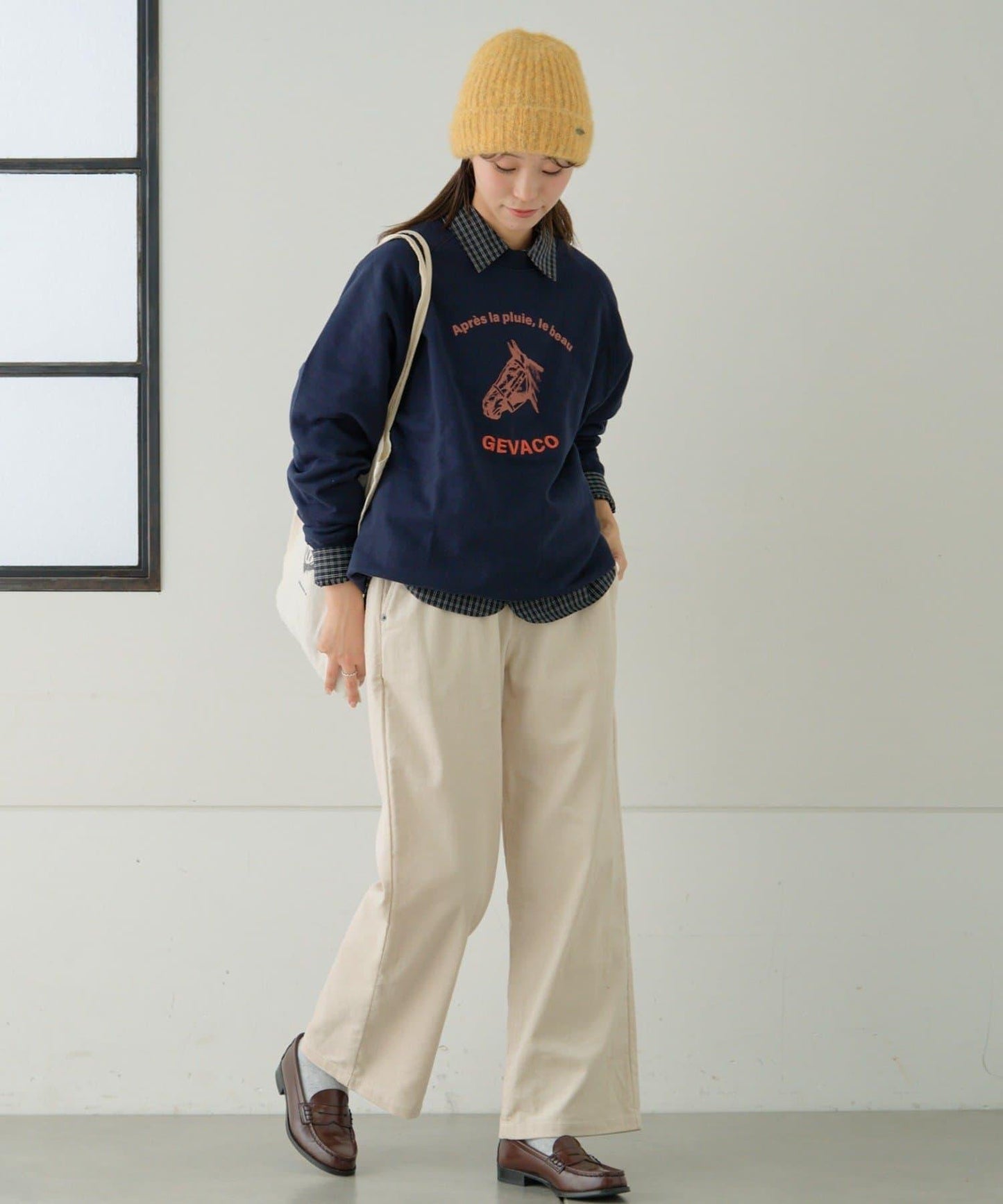 【GEVACO】加絨刺繡印花套頭衫