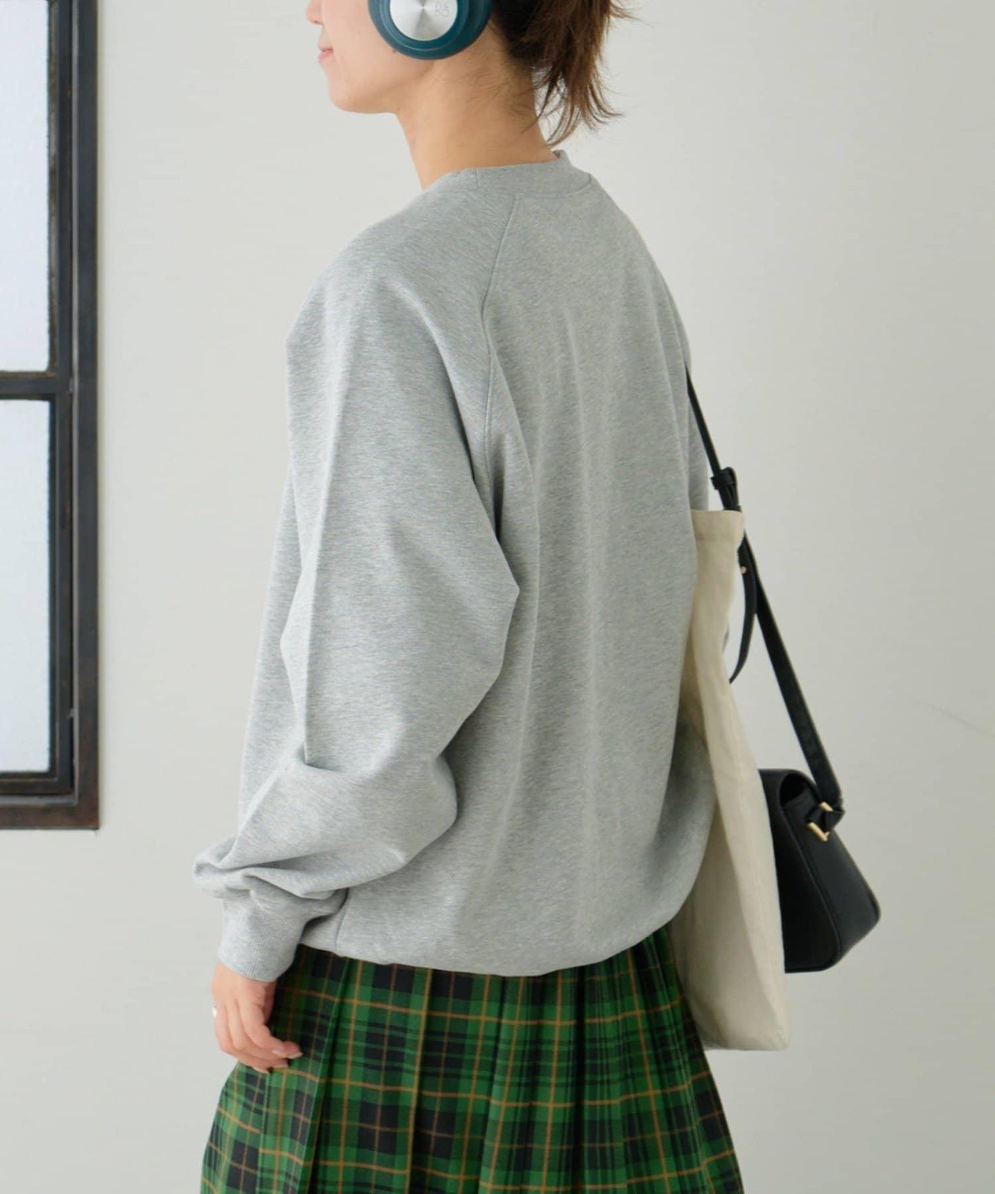 【GEVACO】加絨刺繡印花套頭衫