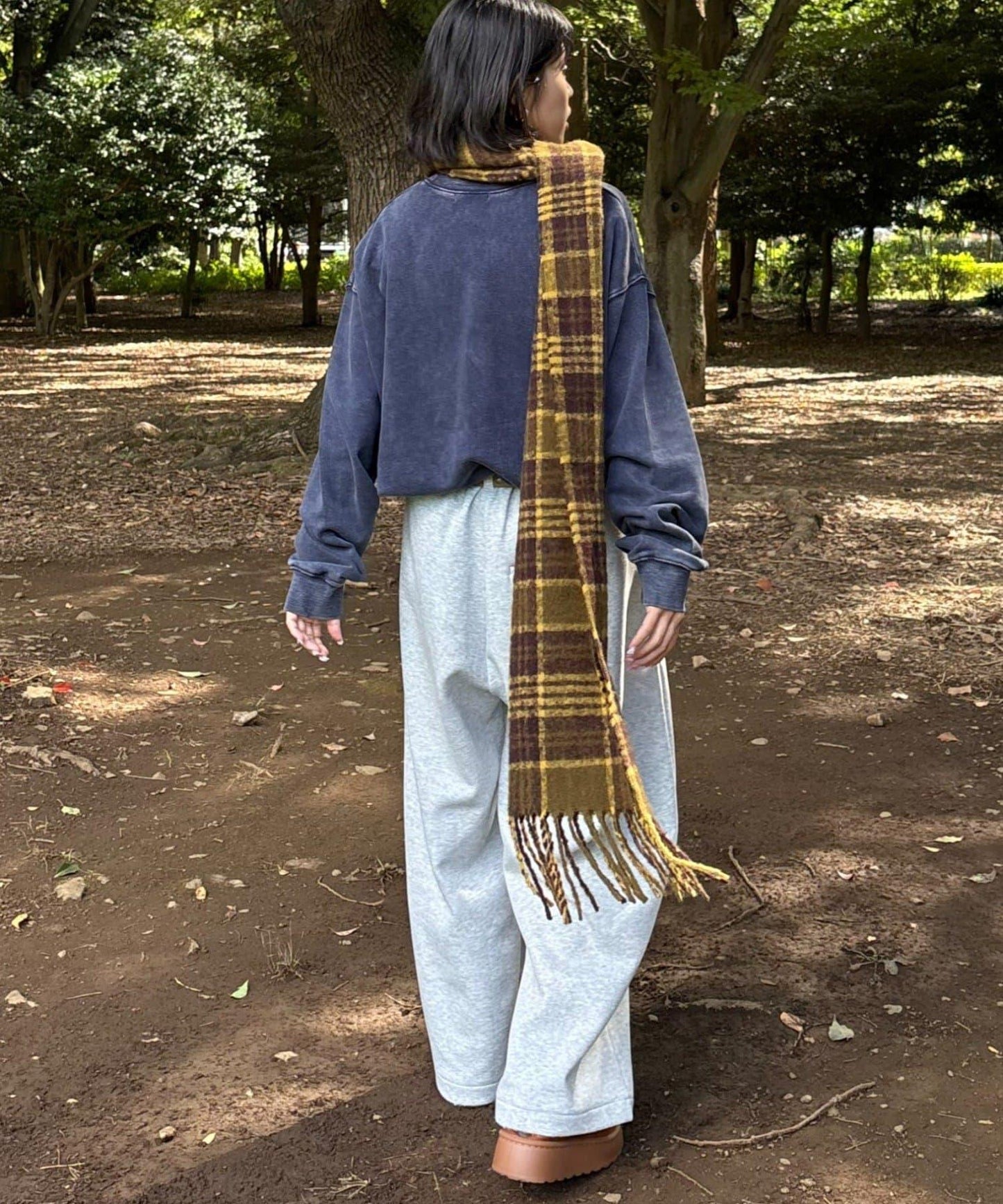 【UNISEX】格紋流蘇圍巾