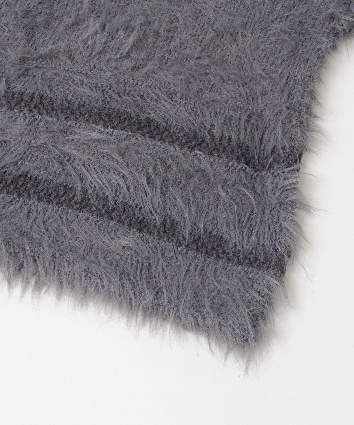 線條設計長毛針織衫