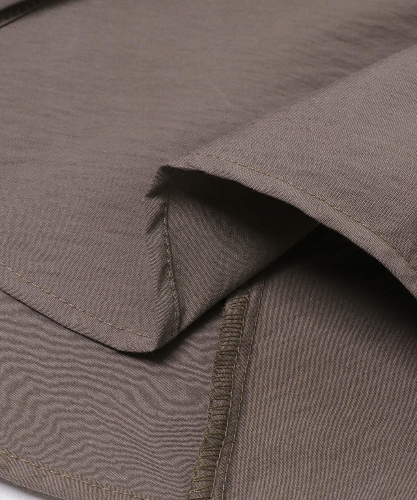 泡泡袖短款襯衫