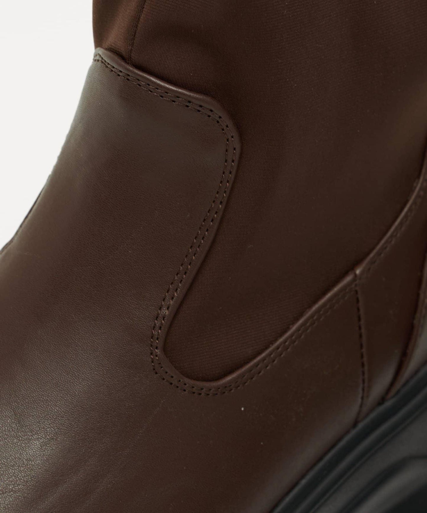 【yomo企畫】彈力厚底中筒靴