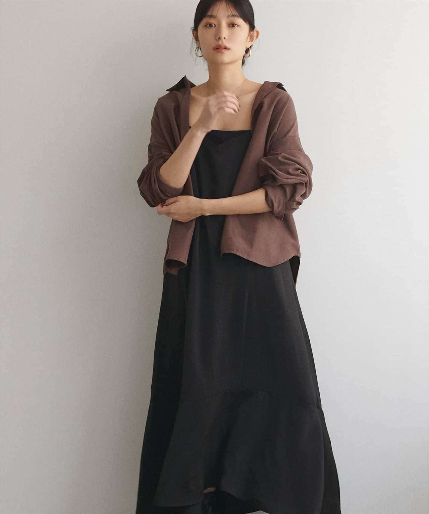 【natural couture】不對稱下襬吊帶連衣裙
