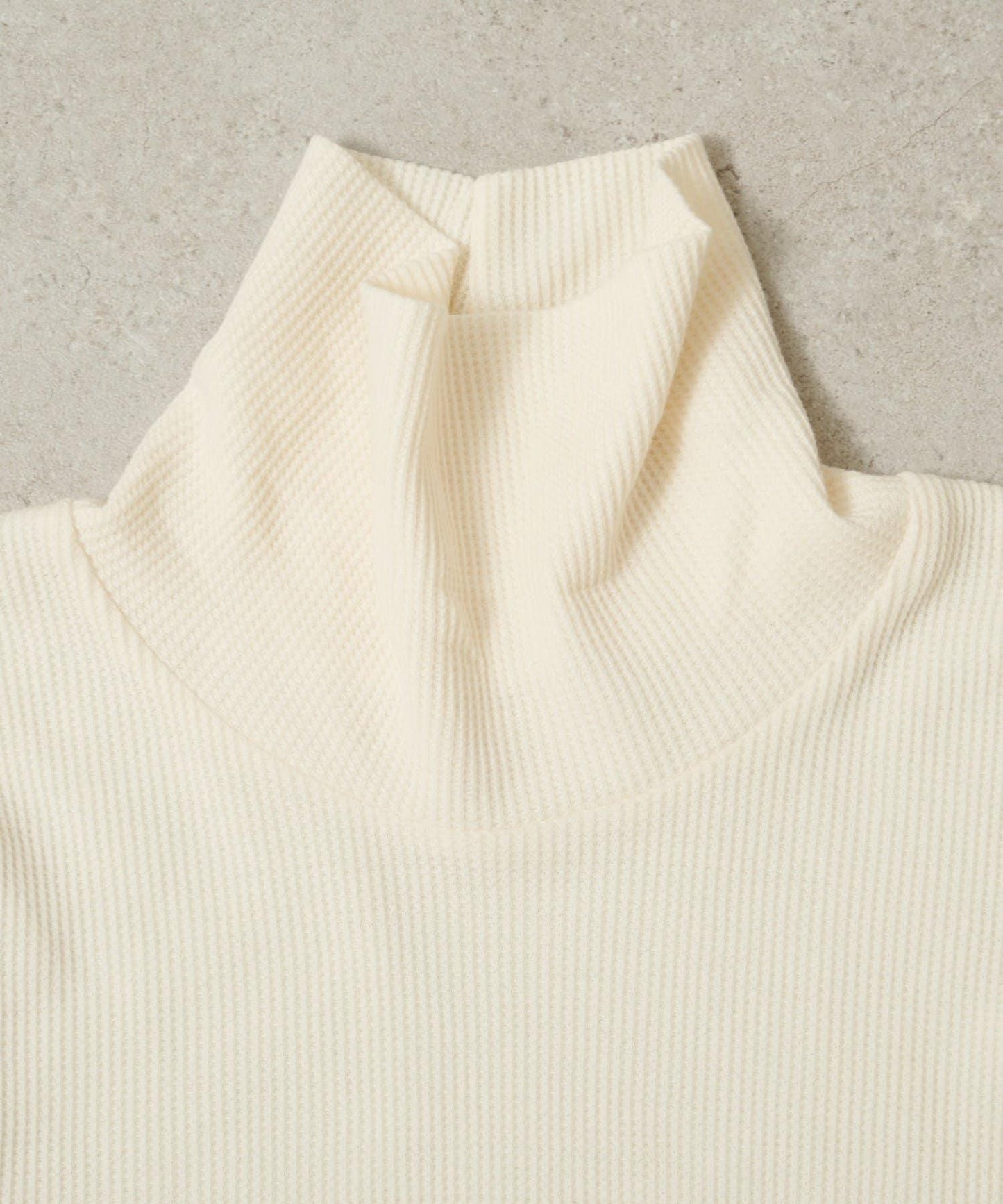 Hanes 高領衫