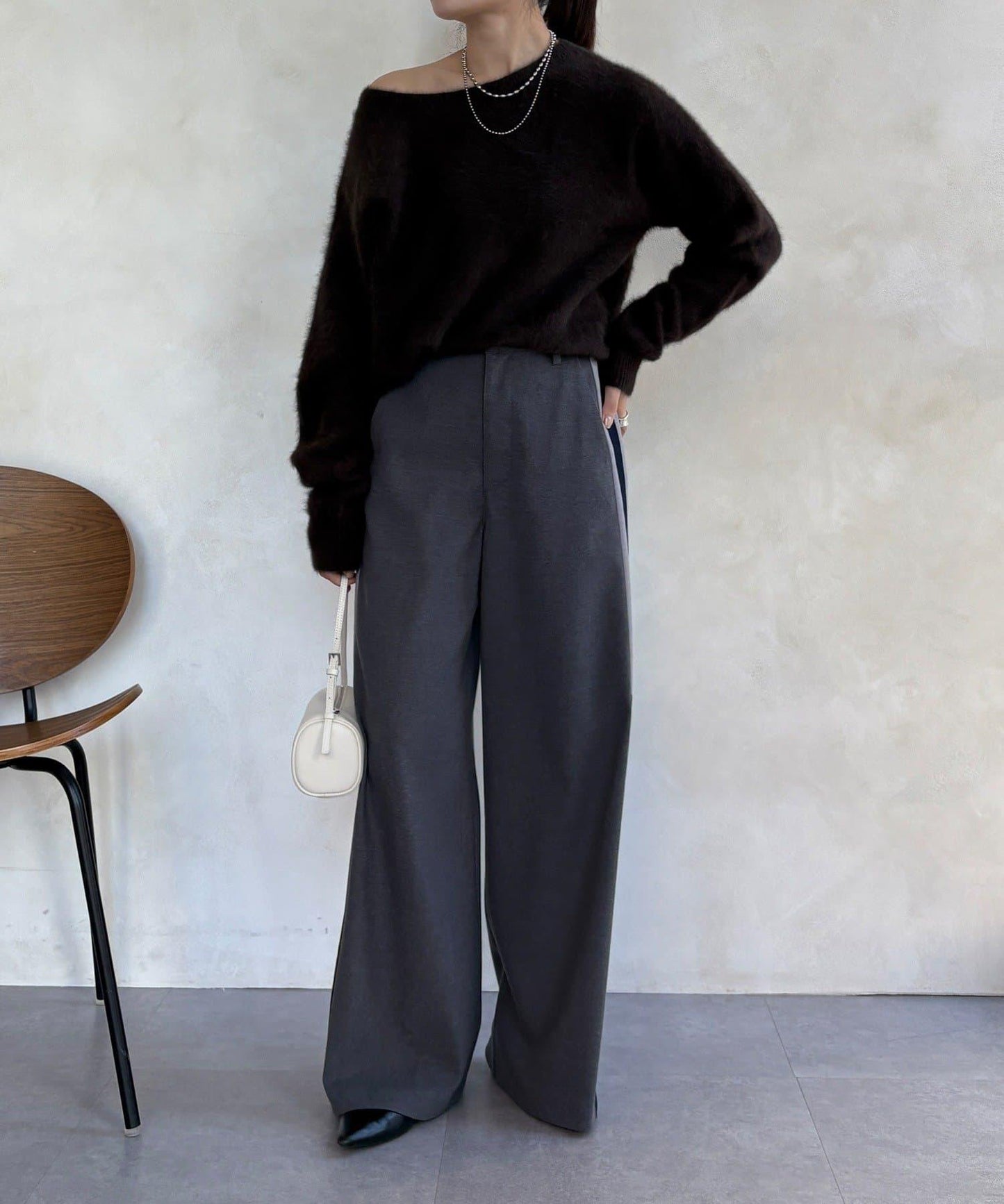 側邊條紋寬腿褲