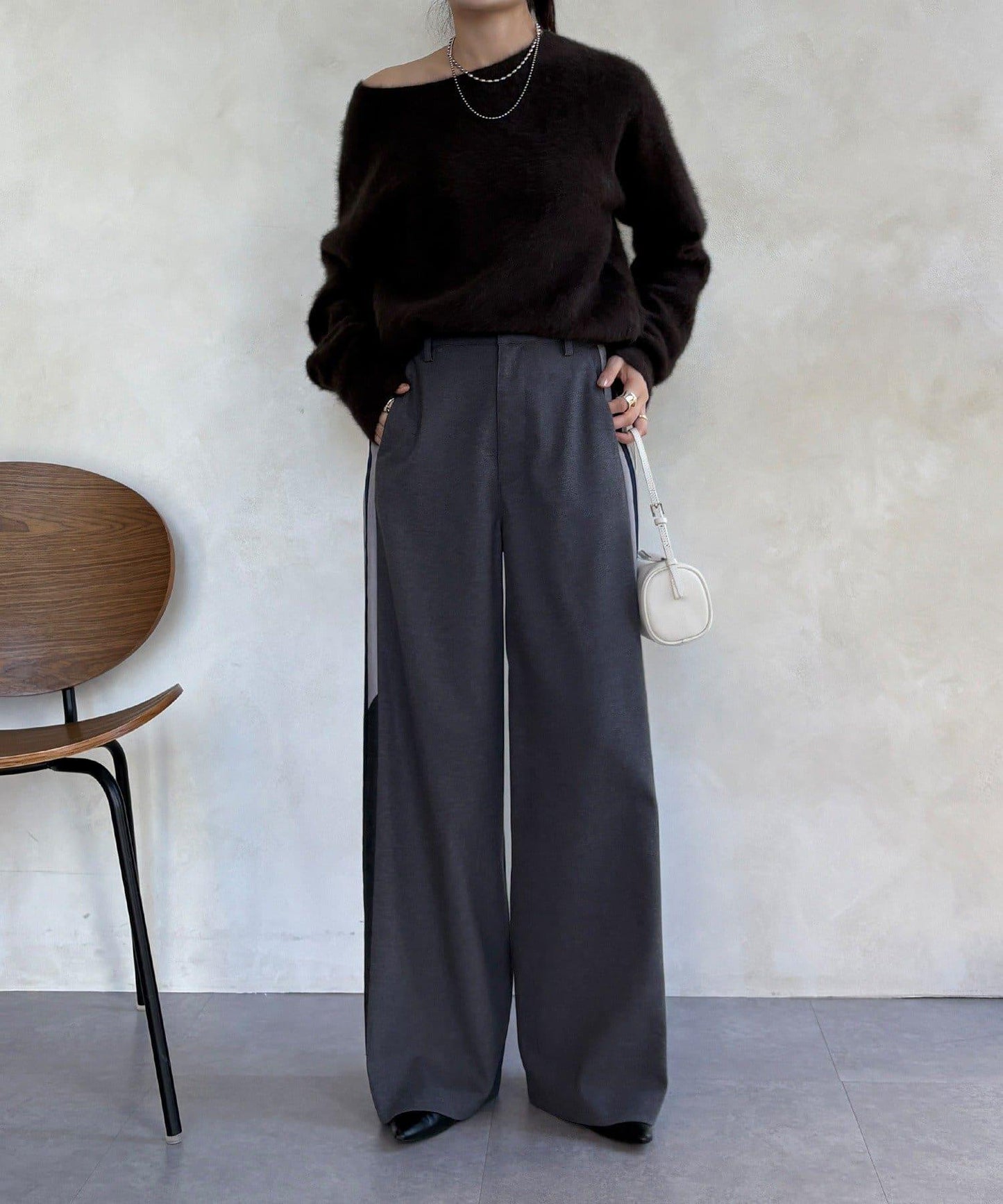 側邊條紋寬腿褲