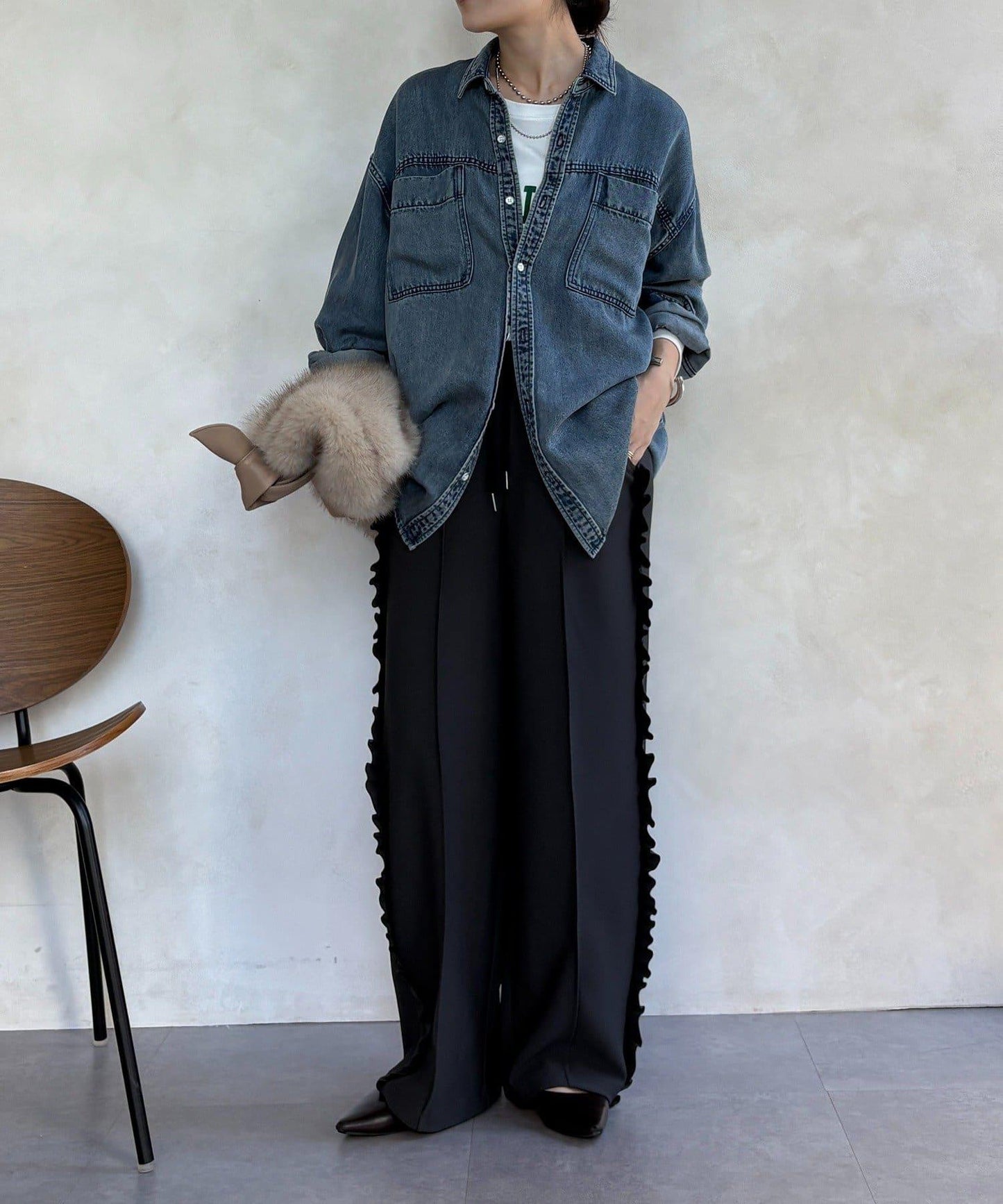 剪裁喬其紗側邊荷葉邊褲