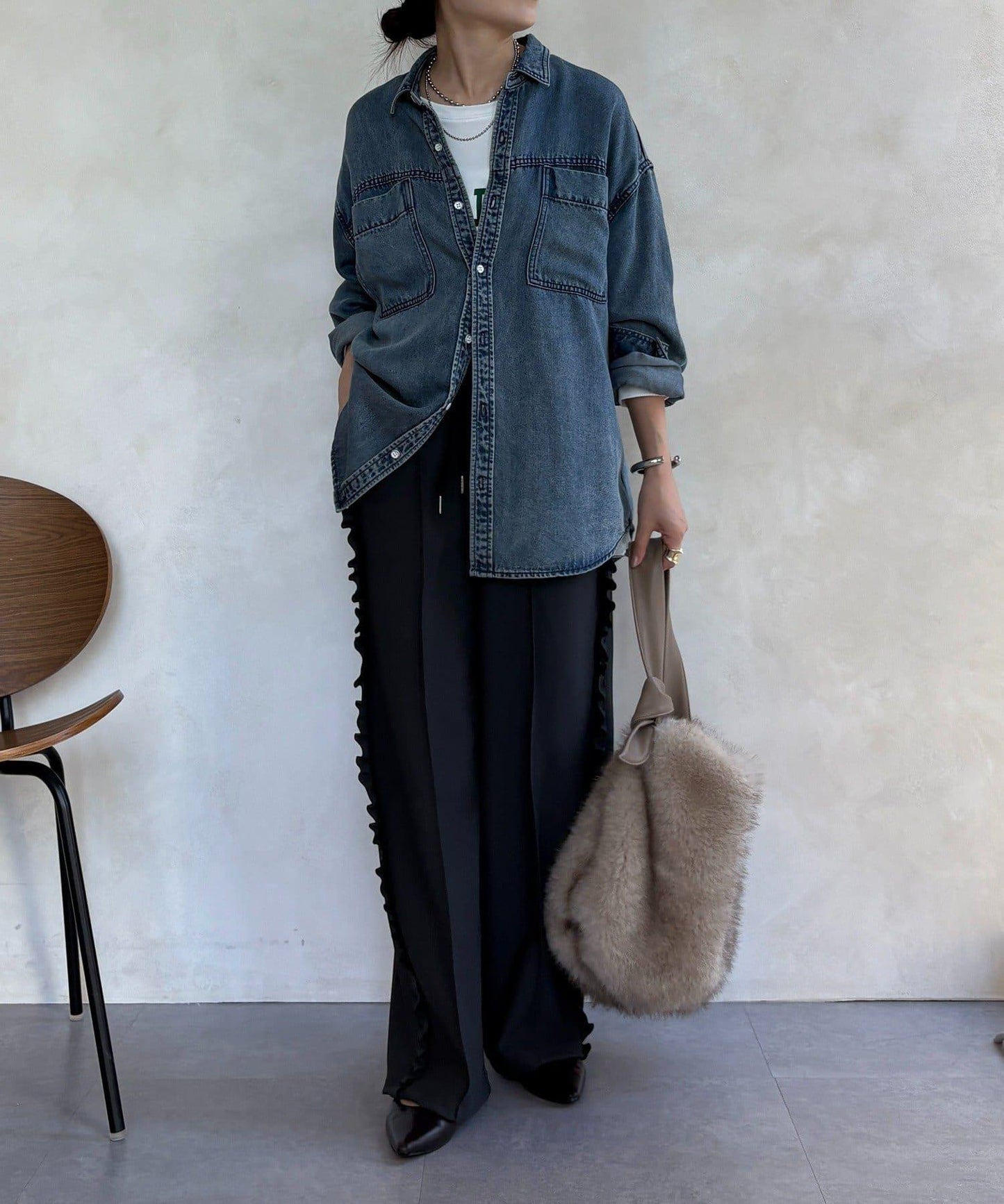 剪裁喬其紗側邊荷葉邊褲