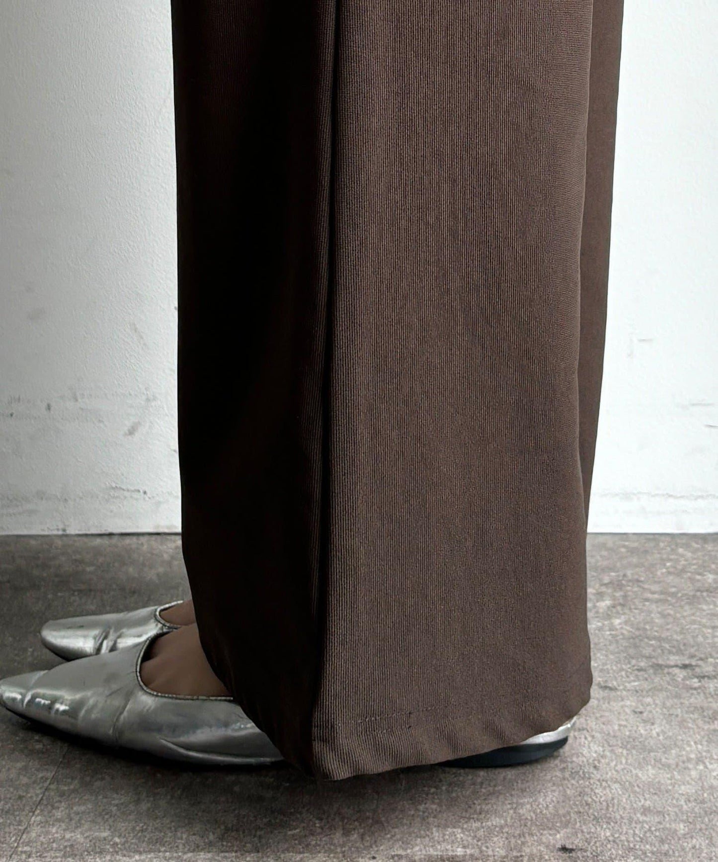 內加絨微喇休閒褲