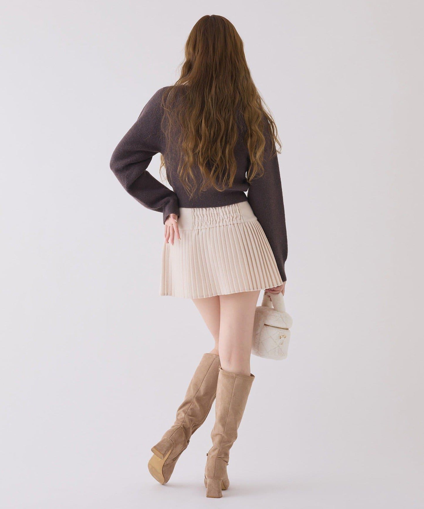 拼色毛邊領針織衫