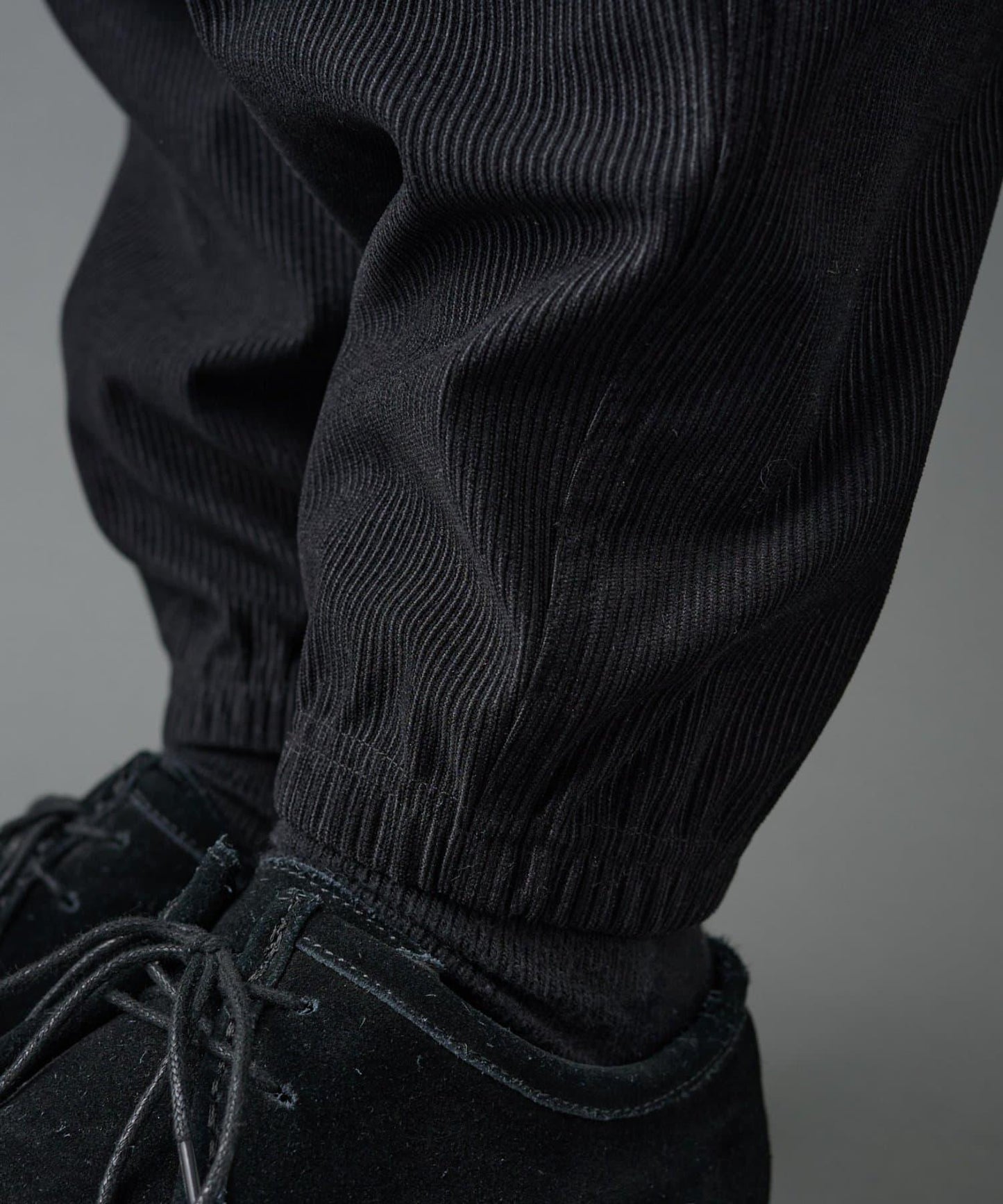 彈力燈芯絨束腳褲