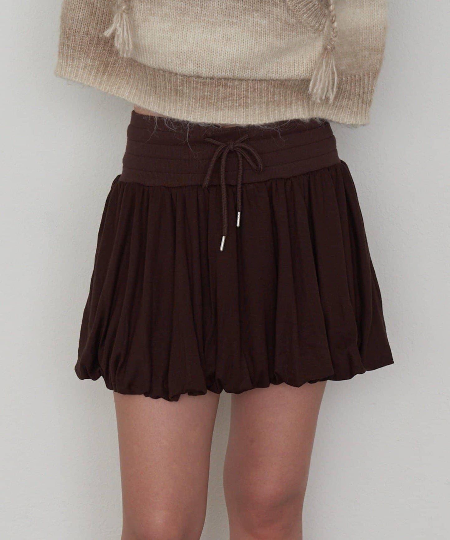 【RAY CASSIN】剪裁氣球迷你裙褲