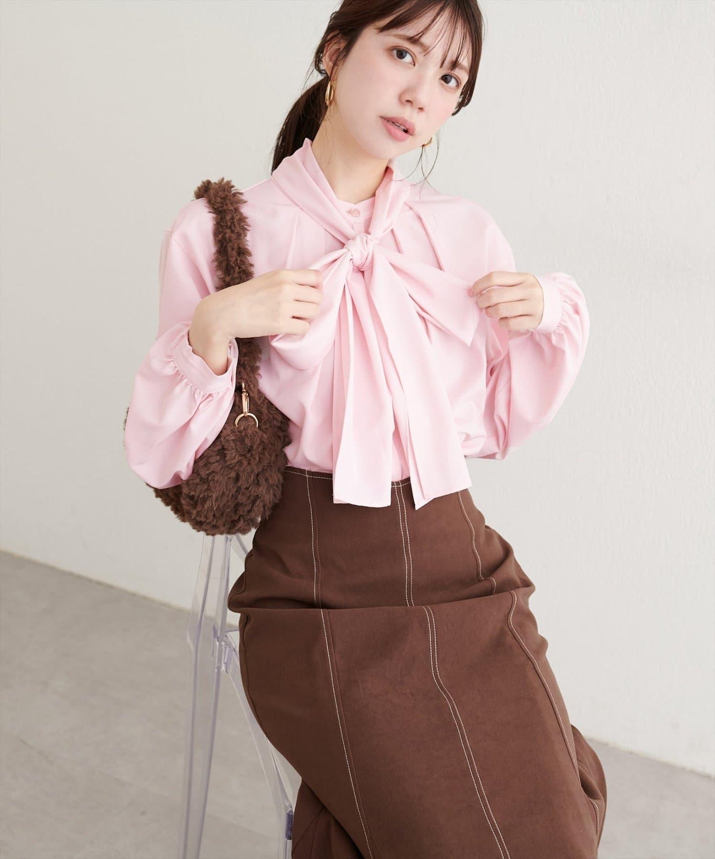 蝴蝶結領帶襯衫