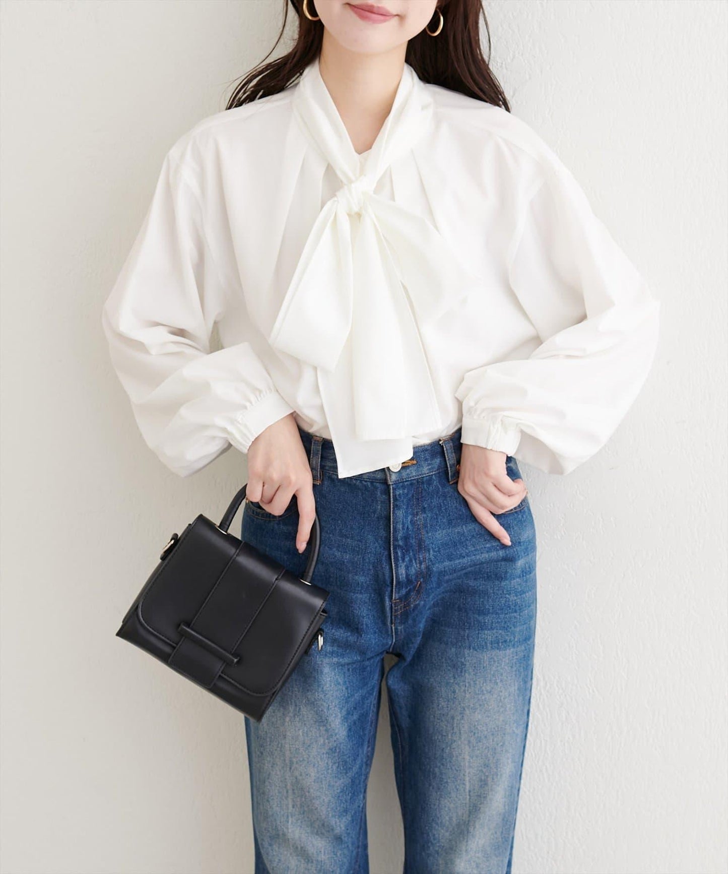 蝴蝶結領帶襯衫