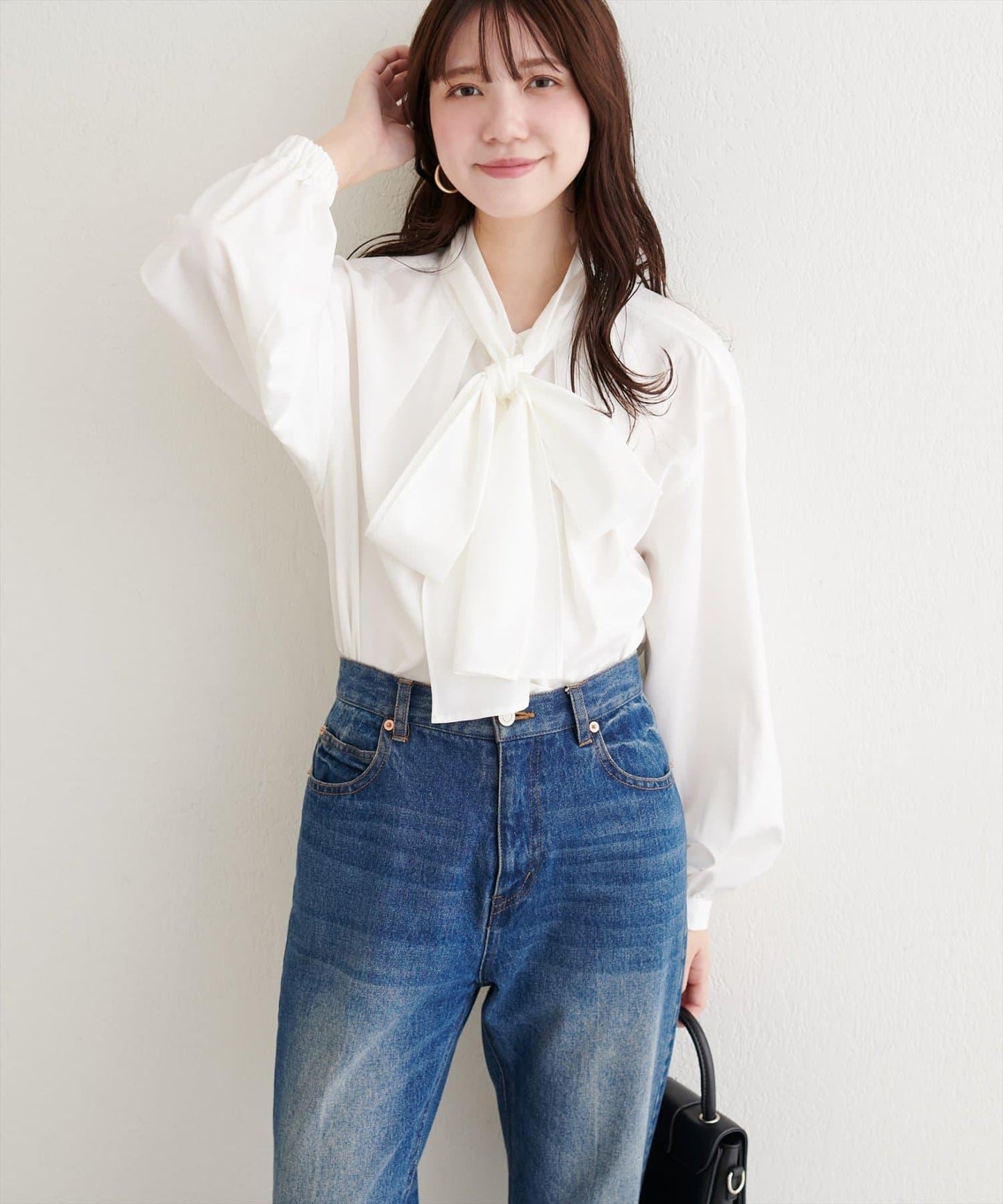 蝴蝶結領帶襯衫