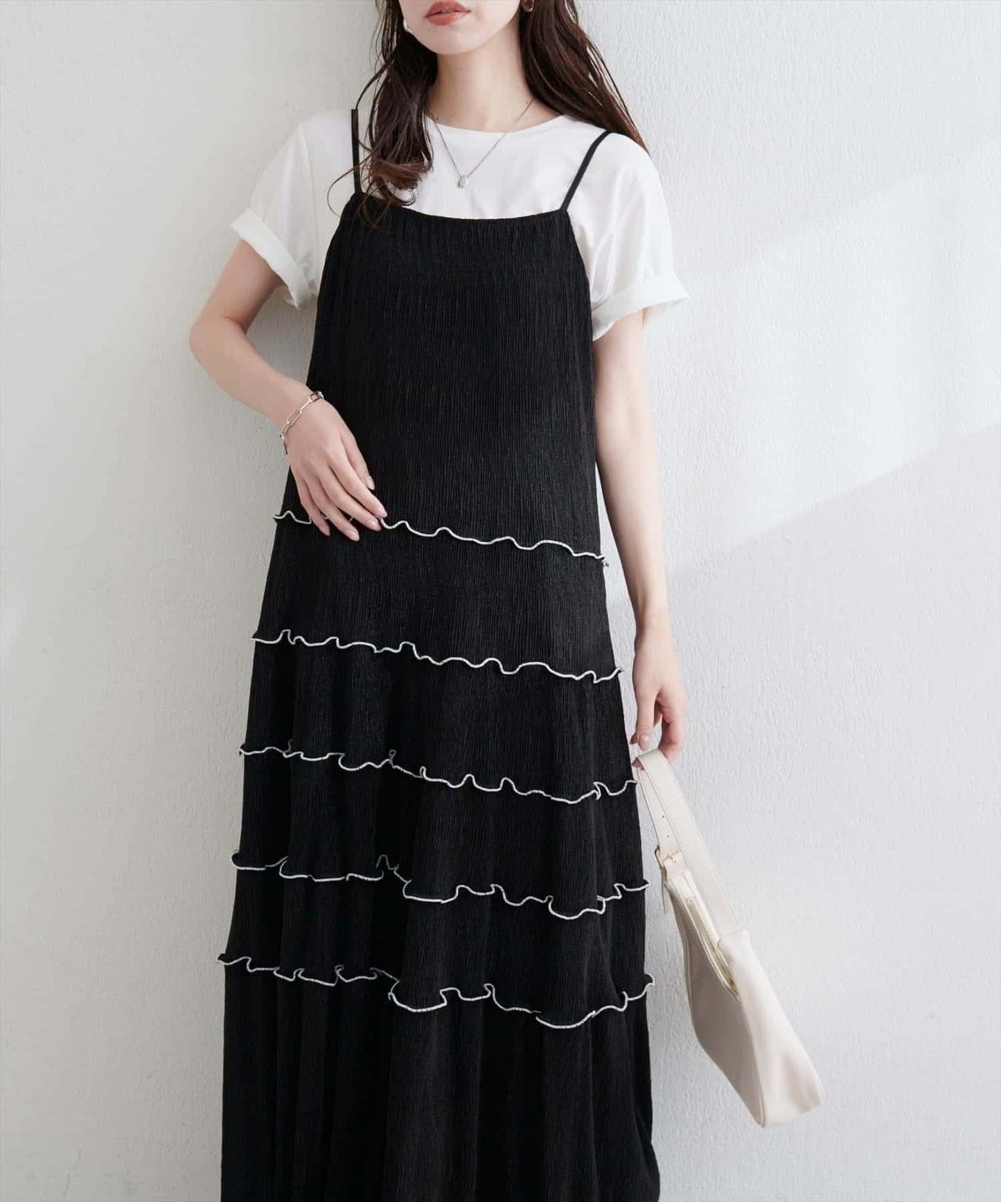 【natural couture】褶皺荷葉邊吊帶連衣裙
