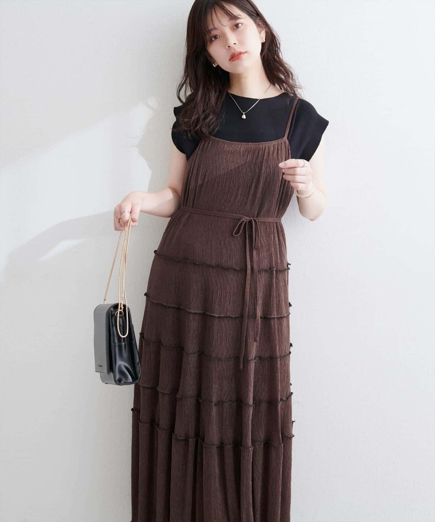 【natural couture】褶皺荷葉邊吊帶連衣裙