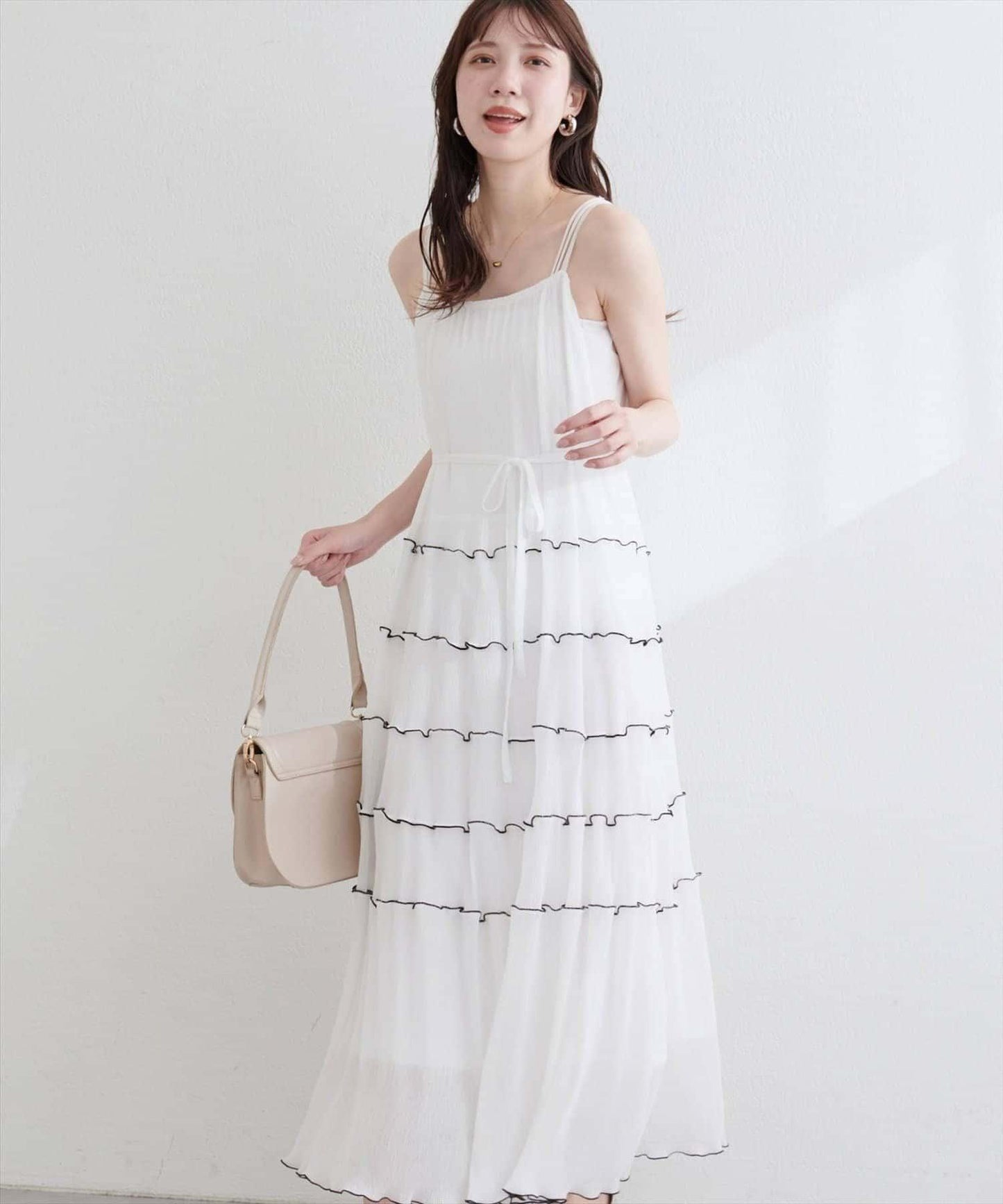 【natural couture】褶皺荷葉邊吊帶連衣裙