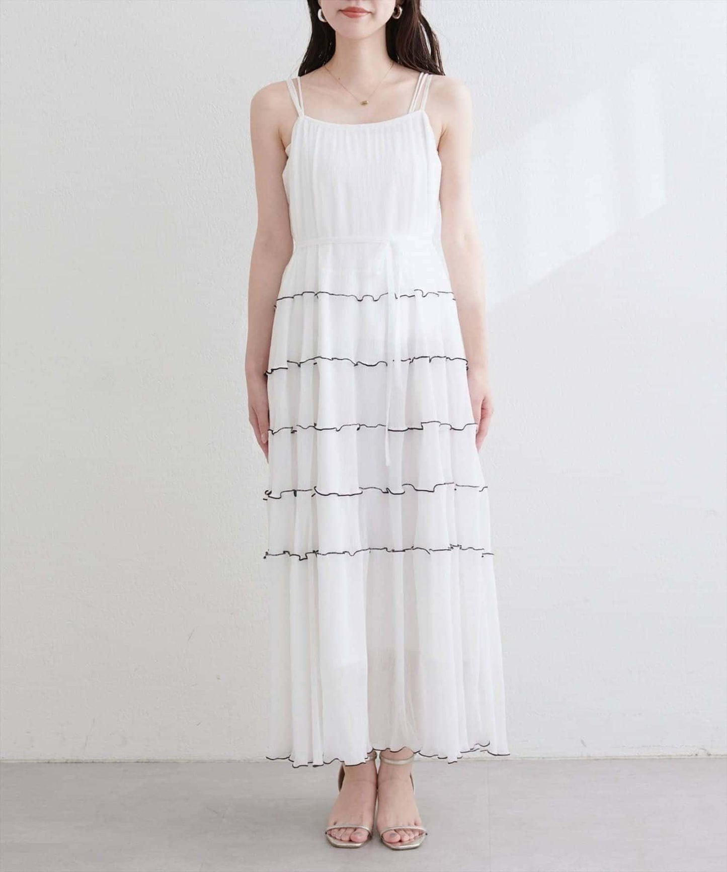 【natural couture】褶皺荷葉邊吊帶連衣裙