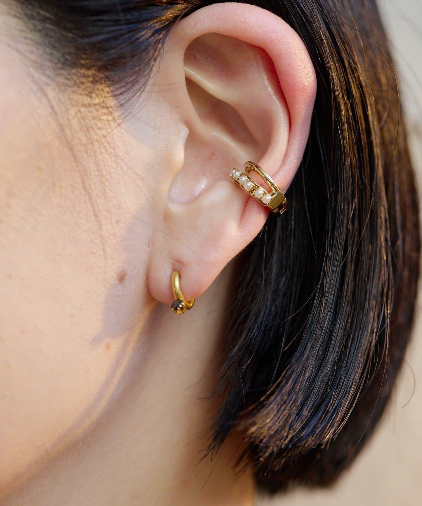 《キャッチレス仕様/金屬アレルギー対応/ステンレス》鑲石迷你圓環耳環